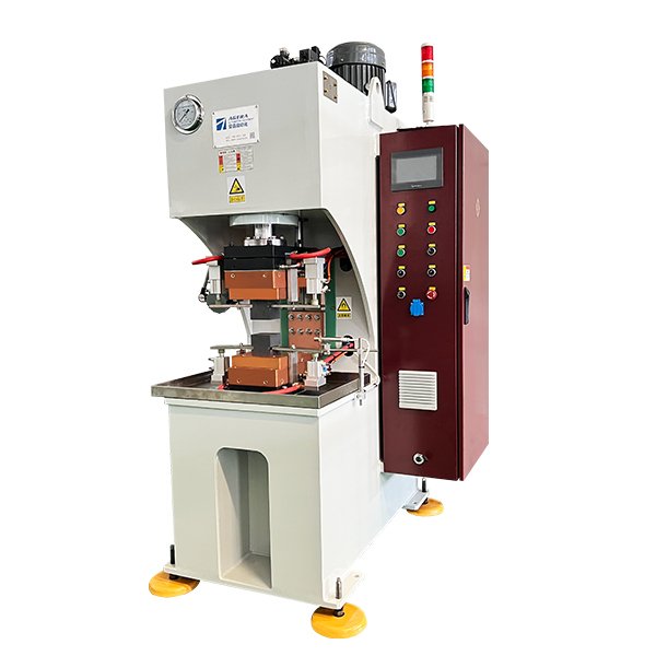 Máquina de soldadura por difusión de cobre de 200 kVA