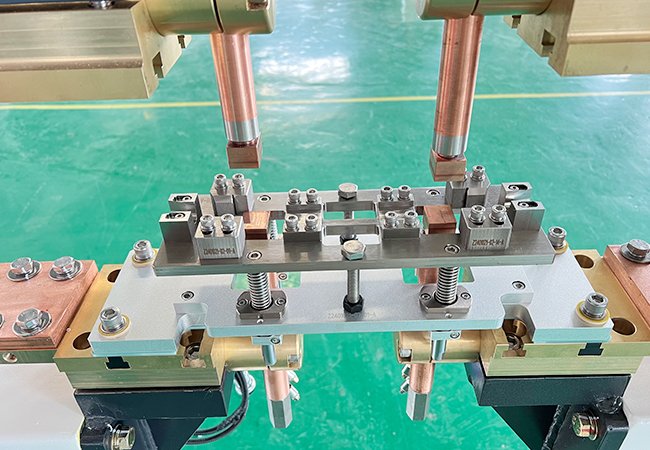 Car Hoop Spot Welding Machine