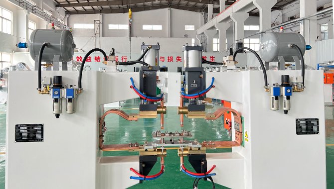 Car Hoop Spot Welding Machine