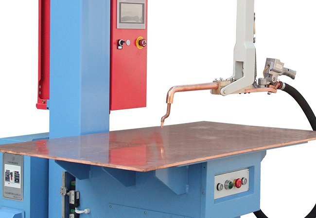 Liftable Table Spot Welding Machine