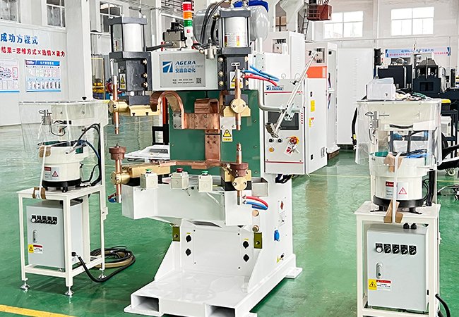 Automatic Nut Spot Welding Machine