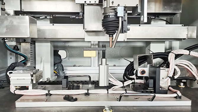 Welding Fixtures Can be Quickly Switched.