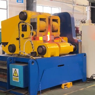 Adaptive pulsating flash welding machine