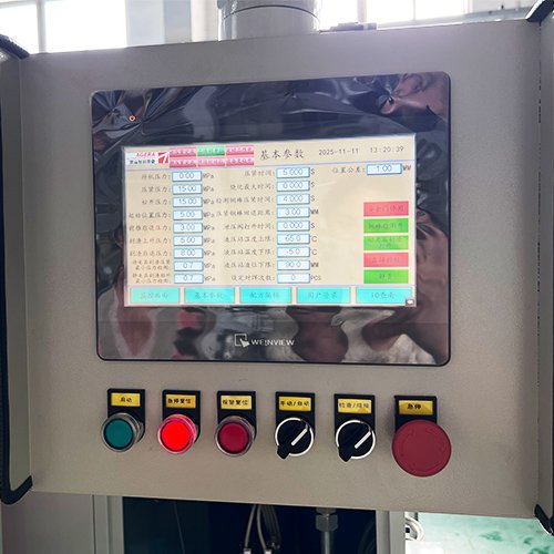 The display screen of the welding machine