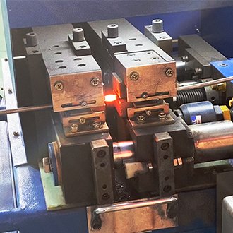 Wire splicing machine