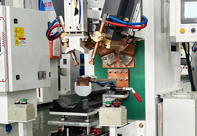 Compressor Housing Double-head Spot Welding Machine