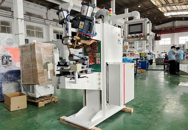 Compressor Housing Double-head Spot Welding Machine